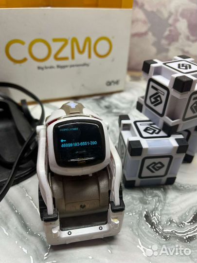 Робот anki cozmo