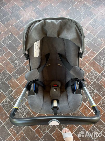 Коляска автолюлька doona