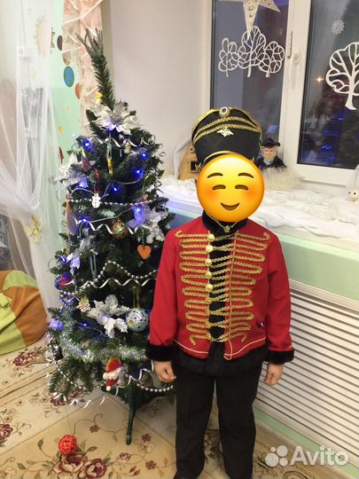 Костюм гуссарский