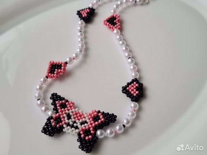 Ожерелье из бисера