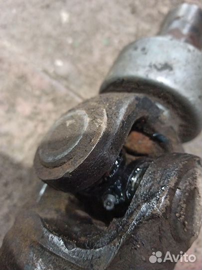 Карданный вал на Волгу