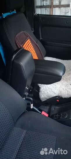 Подлокотник на ниву 2121