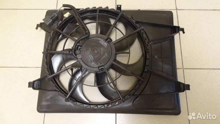 Вентилятор радиатора ix35 Sportage Elantra