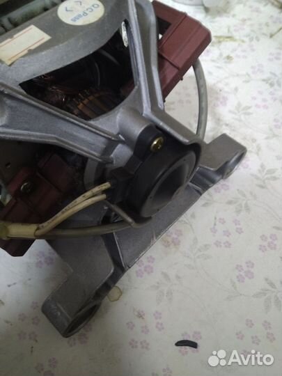 Двигататель стиральной машины