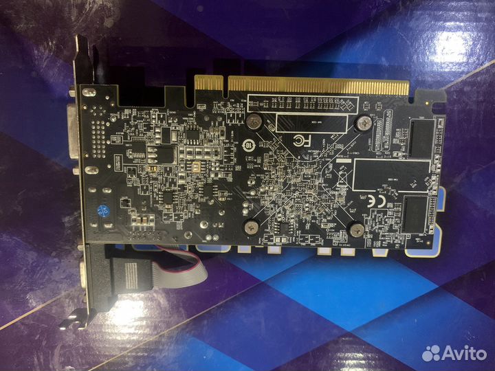 Radeon R5 230 на 2Gb