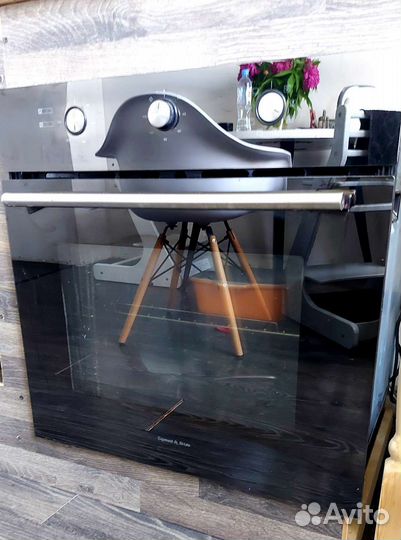 Духовой шкаф