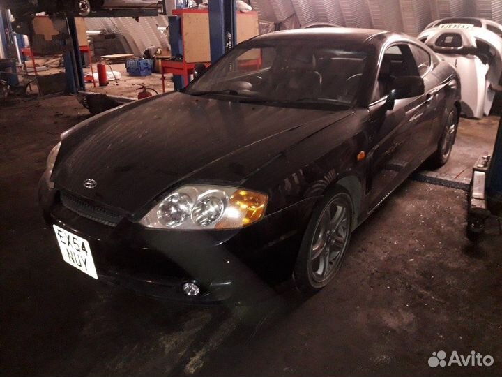 Разбор на запчасти Hyundai Coupe (Tiburon)