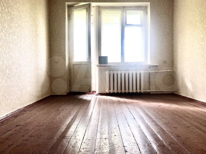 Комната 13,3 м² в 6-к., 4/4 эт.