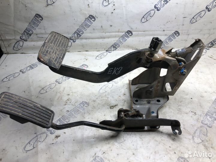 Узел педальный Honda Civic EK3