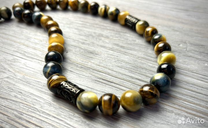 Четки из натуральных камней с молотом