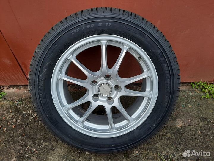 R17 Michelin Latitude Cross 215/60, PCD 5x114.3 DIA 73.1