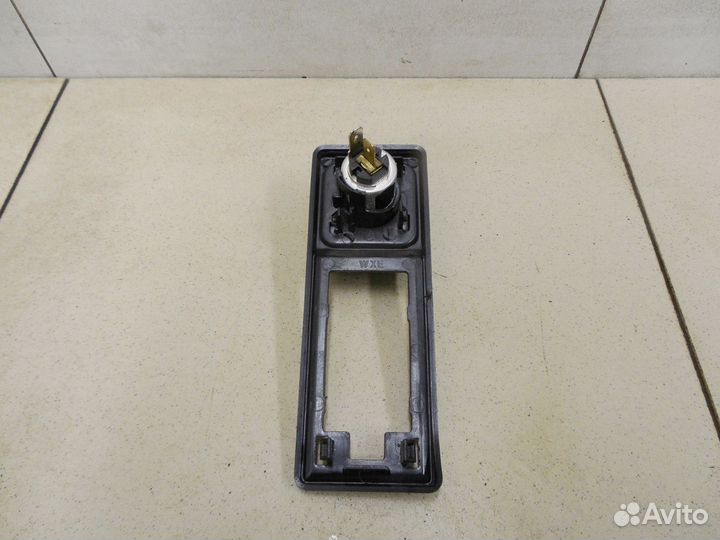 Кронштейн (сопут. товар) 1-серия E87/E81 2004