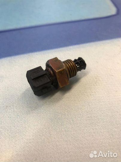 Датчик температуры воздуха 96279856