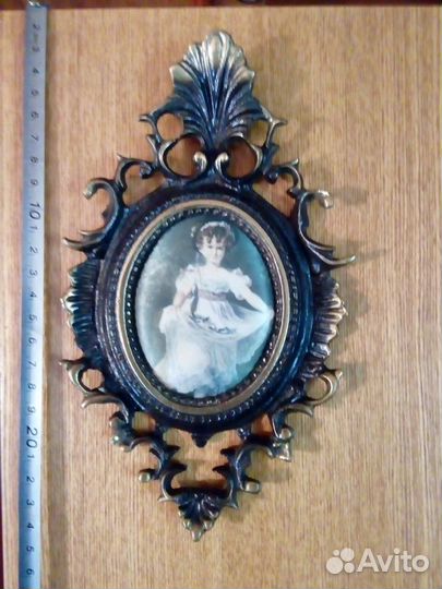 Плакетка. Шелкография в бронзе