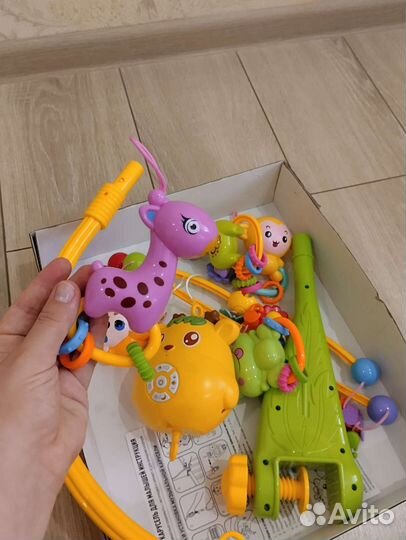 Мобиль в кроватку музыкальный