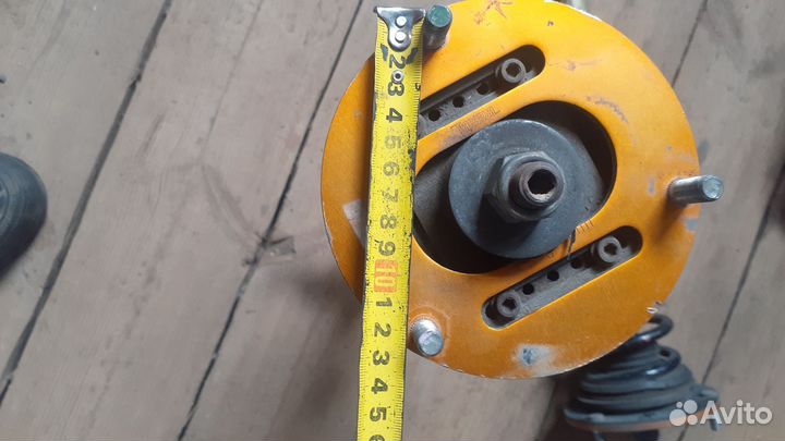 Передние стойки на toyota