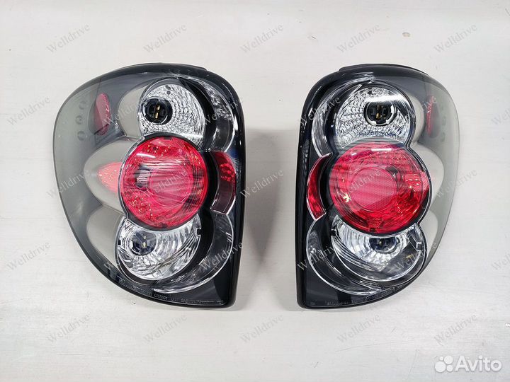 Фонари Chrysler Voyager 4 01-04 черные