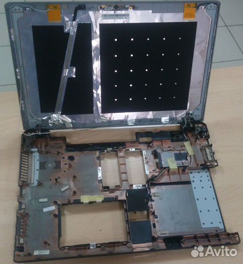 Корпуса в сборе и их части для ноутбуков