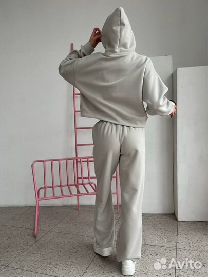 Костюм спортивный женский