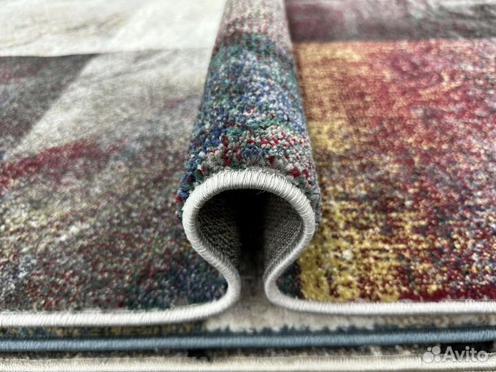 Ковер новый 1.6х2.3 современный