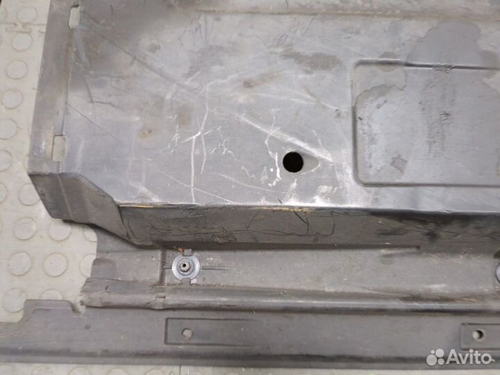 Защита днища, запаски, кпп, подвески Audi Q5, 2010