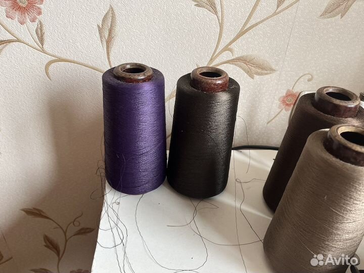 Нитки швейные бабины