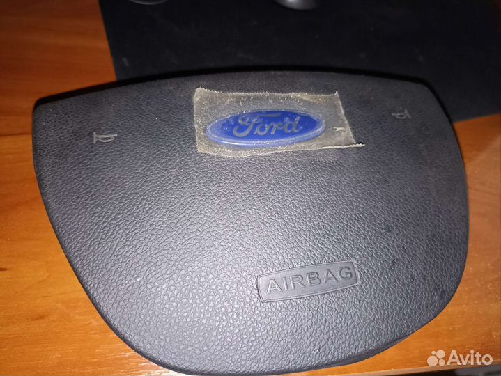 Airbag крышка руля Ford