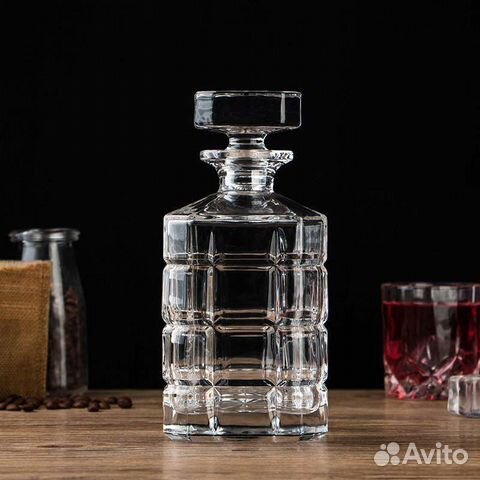 Графин хрустальный