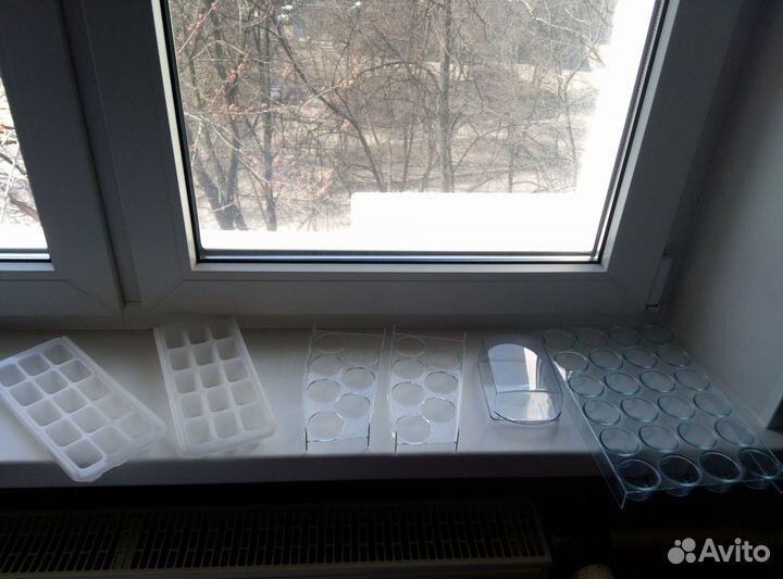 Подставки для яиц,формы для льда,масленка