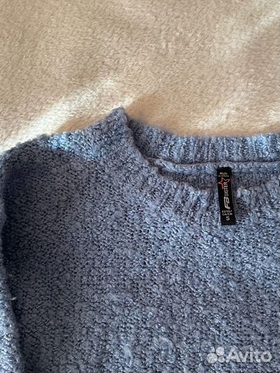 Свитер женский голубой