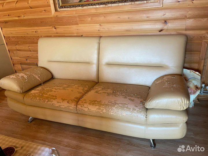 Перетяжка мягкой мебели