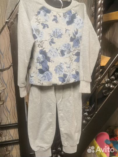 Спортивный костюм