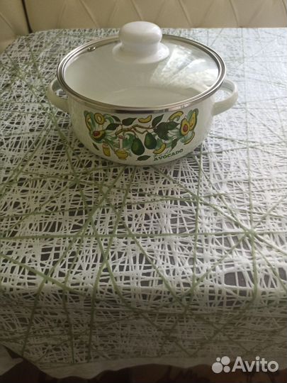 Кастрюля эмалированная 1,5л