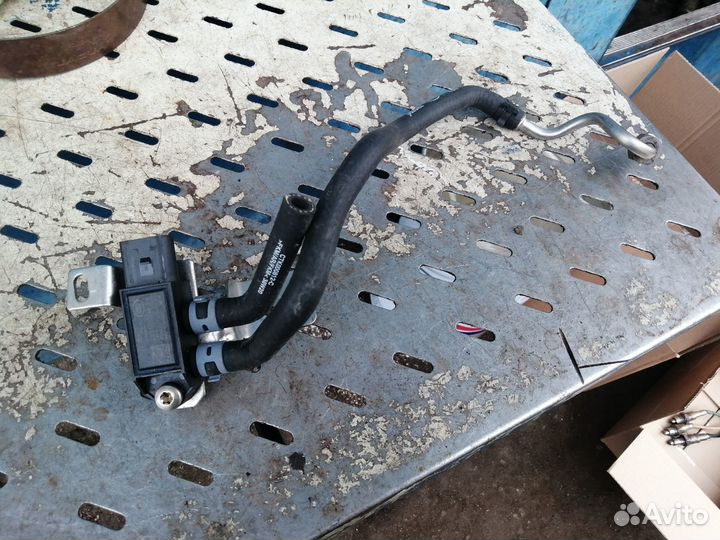 Датчик давления выхлопных газов Range Rover Velar