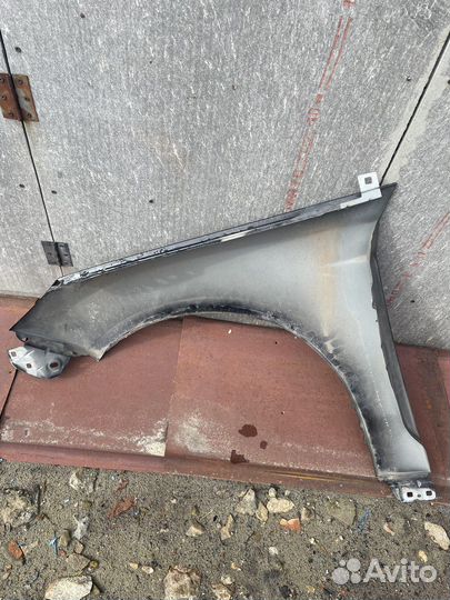 Крыло на ford focus 3