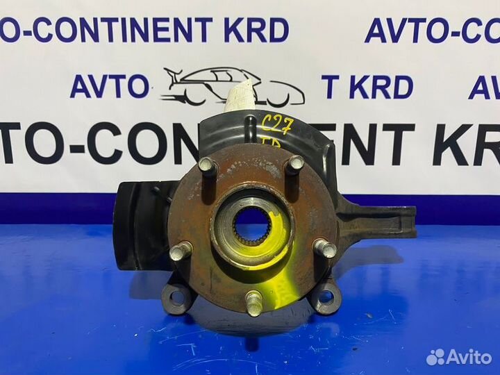 Ступица передняя правая Nissan Serena C27 MR20DD