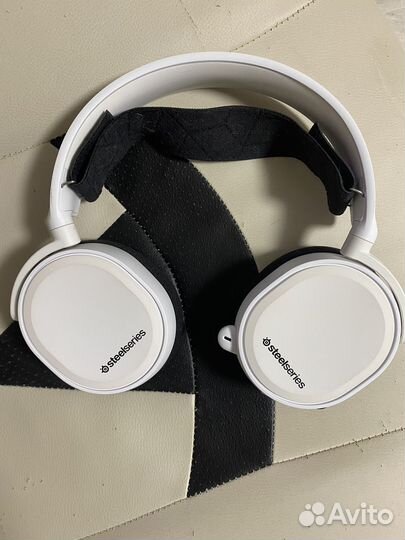Наушники SteelSeries Arctis 3 2019 Edition