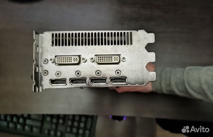 Видеокарта Asus Radeon HD 6950 2GB DirectCU II