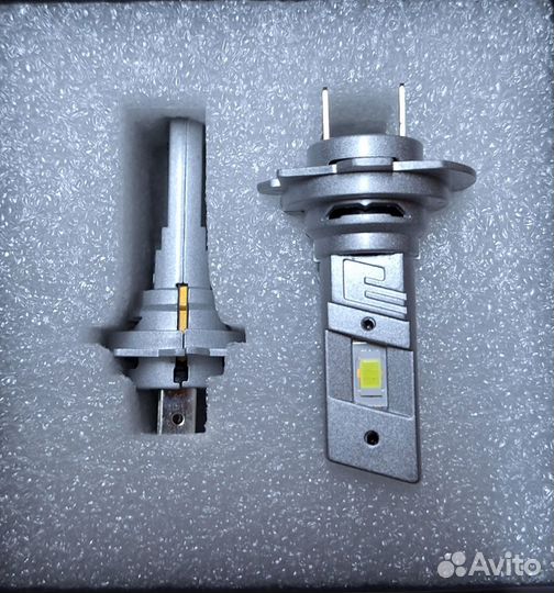 Лампочки h7 LED