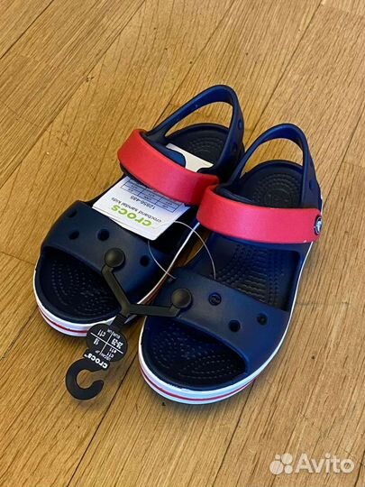 Новые сандали Crocs