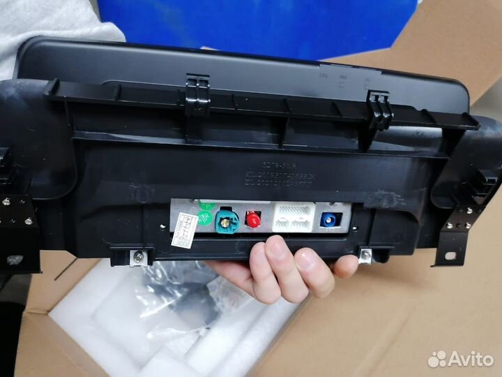 Штатная магнитолла BMW F10