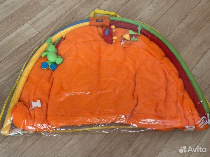 Развивающий коврик для малышей