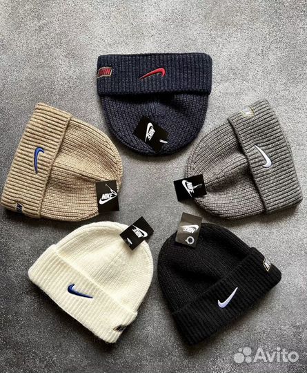 Мужская зимняя шапка