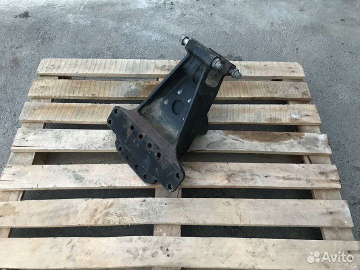 Кронштейн реактивной тяги Kamaz 5490