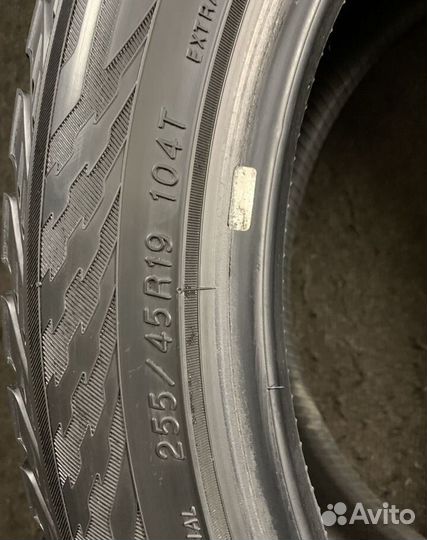 Yokohama Ice Guard Stud IG55 255/45 R19