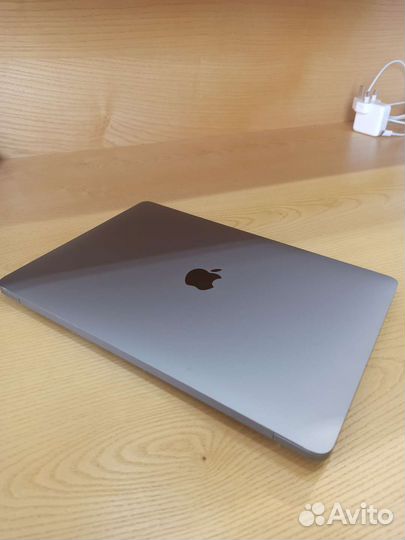 Mac Book Air M1