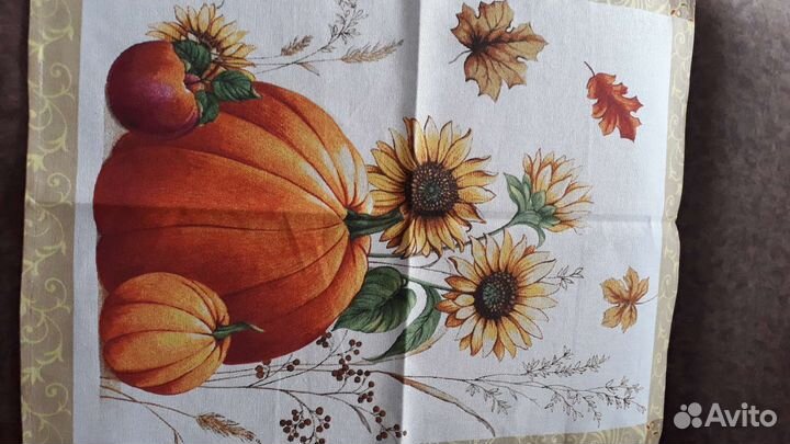 Скатерть с салфетками из рогожки и полотенца