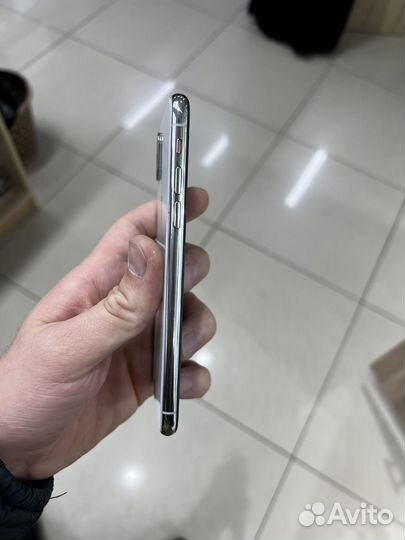 iPhone X, 256 ГБ