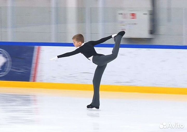 Костюм для выступлений на мальчика 146-152