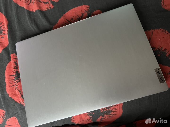 Ноутбук Lenovo